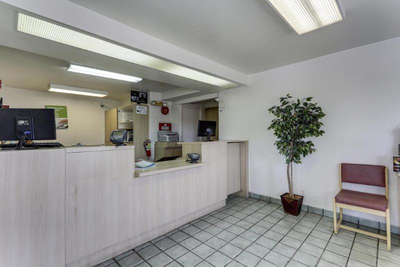 This photo about Rodeway Inn & Suites shared on HyHotel.com