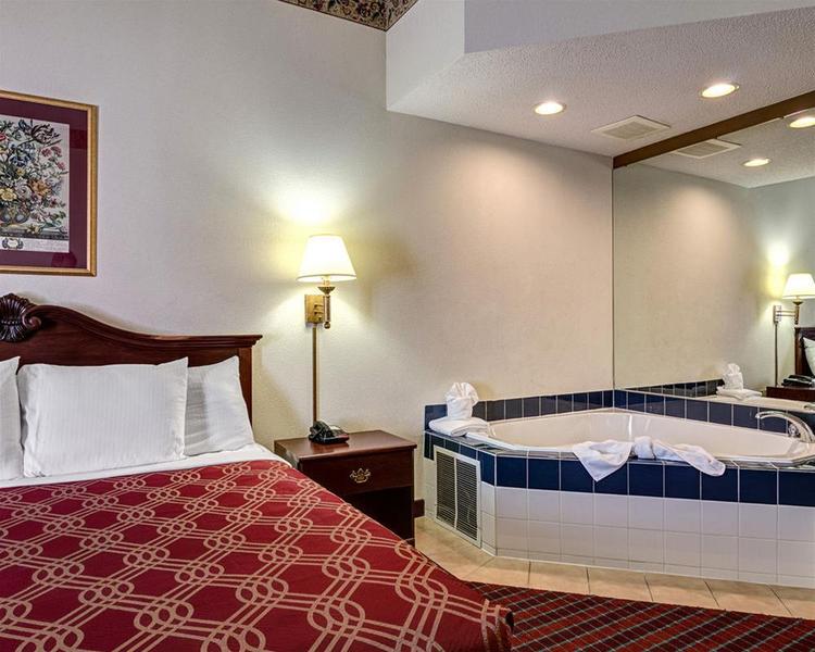 This photo about Econo Lodge shared on HyHotel.com