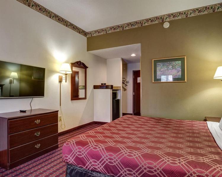 This photo about Econo Lodge shared on HyHotel.com