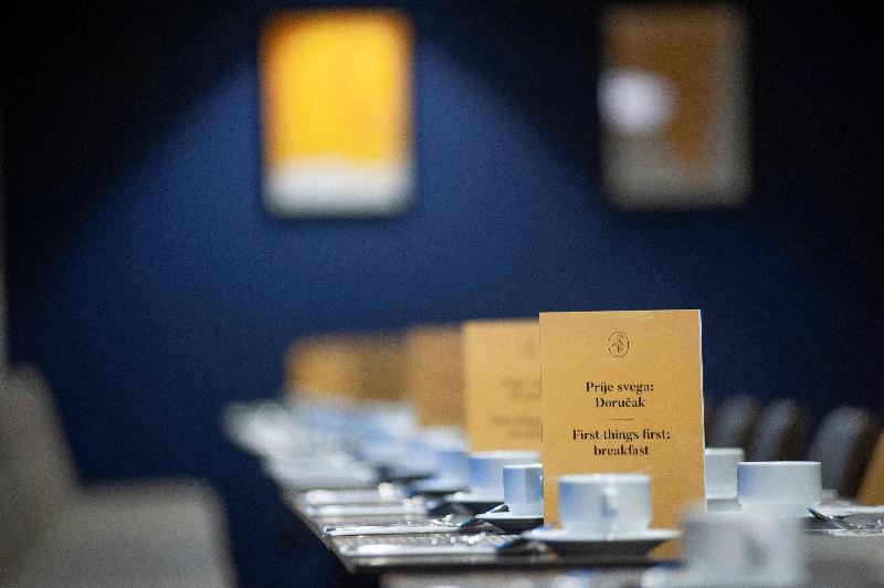 cheap resort hotels  to Spend holiday with family