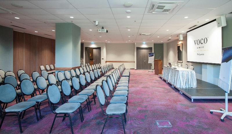 cheap resort hotels  to Spend holiday with family