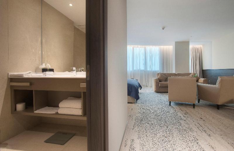 cheap resort hotels  to Spend holiday with family