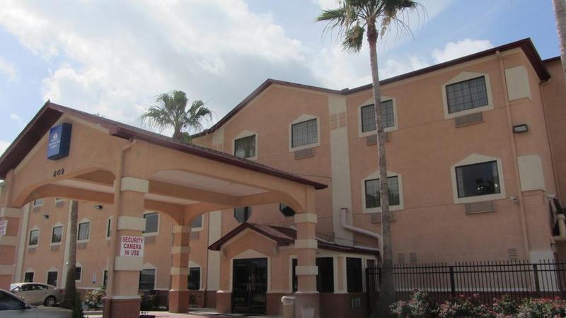This photo about Americas Best Value Inn Houston shared on HyHotel.com