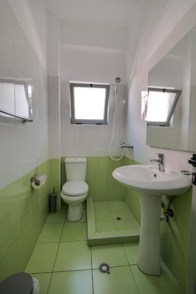 cheap resort hotels  to Spend holiday with family