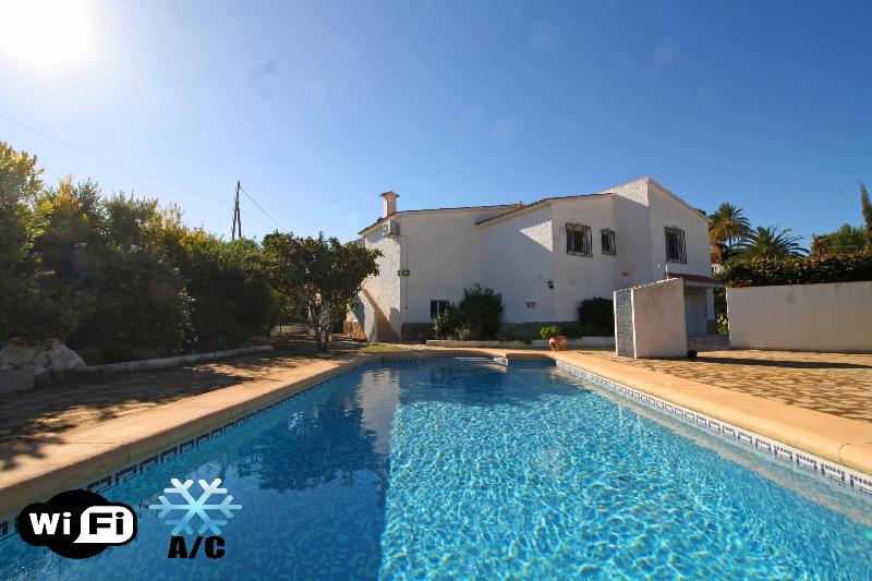 This photo about Villas Costa Calpe - Dubois shared on HyHotel.com