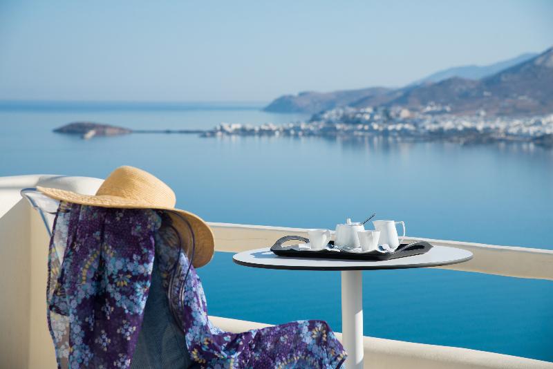 Naxos Rock Villas - ホテル