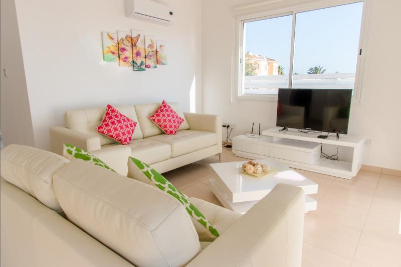 This photo about Bungalow Casa Bonita shared on HyHotel.com