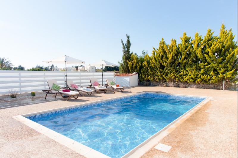 This photo about Bungalow Casa Bonita shared on HyHotel.com