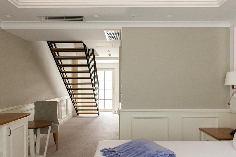 cheap resort hotels  to Spend holiday with family