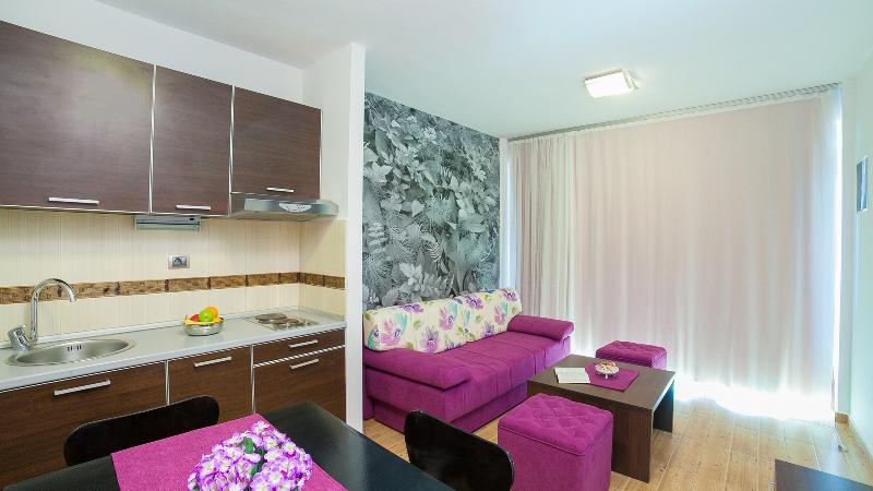 cheap resort hotels  to Spend holiday with family