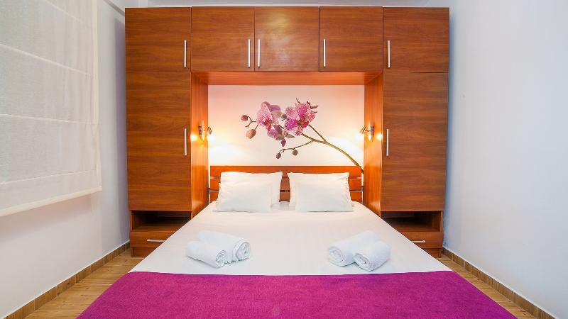 cheap resort hotels  to Spend holiday with family