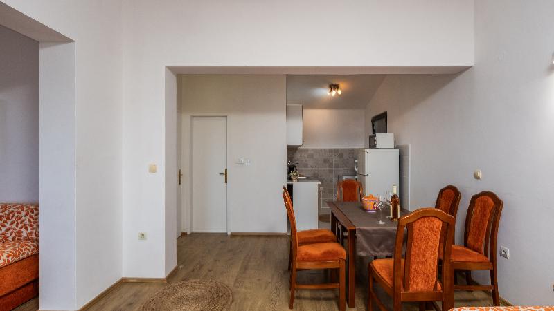 cheap resort hotels  to Spend holiday with family