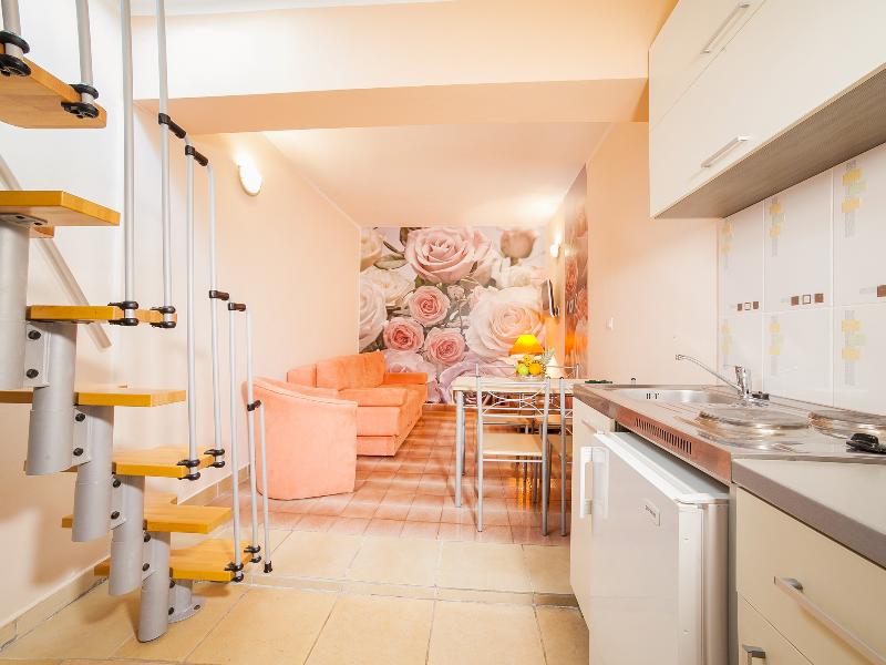 cheap resort hotels  to Spend holiday with family