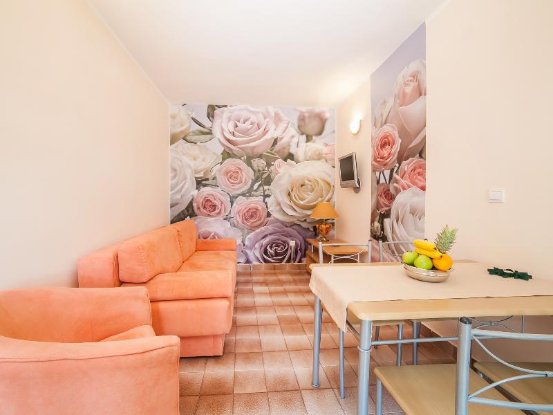 cheap resort hotels  to Spend holiday with family