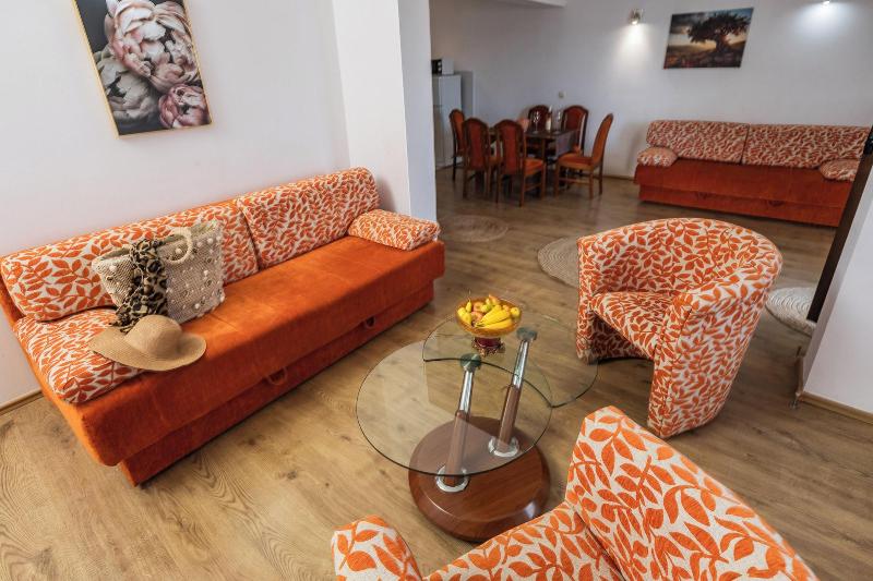 cheap resort hotels  to Spend holiday with family