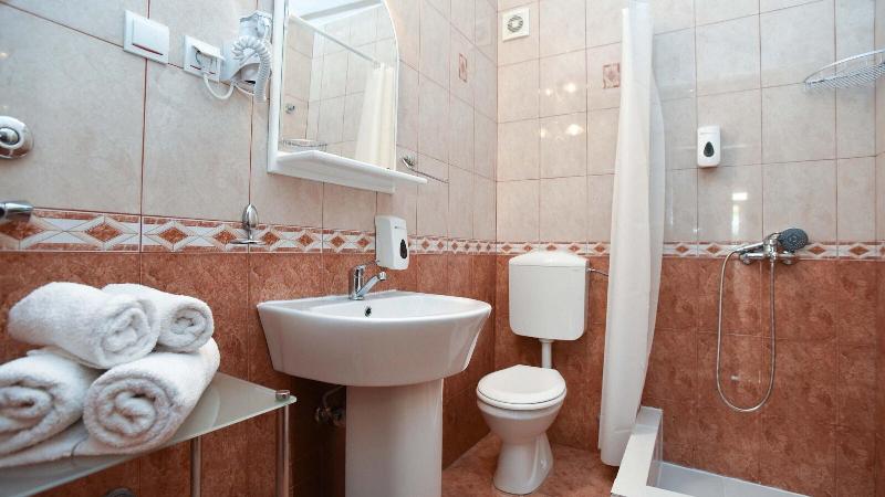 cheap resort hotels  to Spend holiday with family