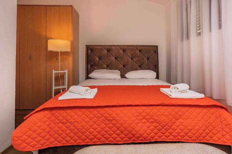 cheap resort hotels  to Spend holiday with family