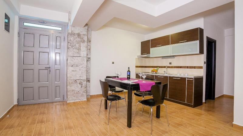 cheap resort hotels  to Spend holiday with family