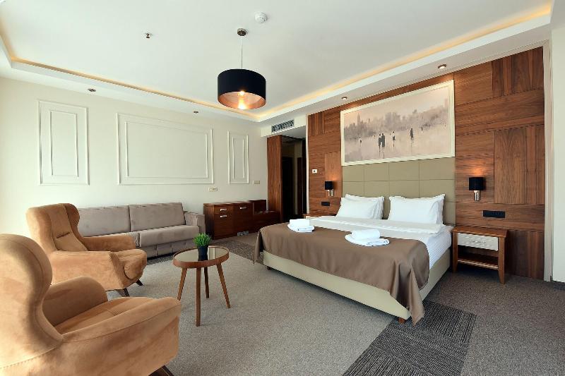 cheap resort hotels  to Spend holiday with family