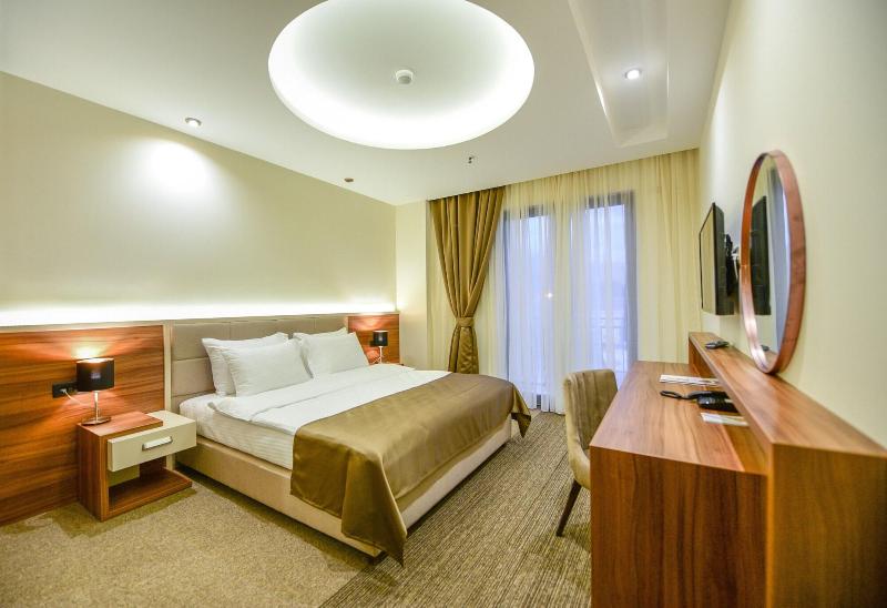 cheap resort hotels  to Spend holiday with family