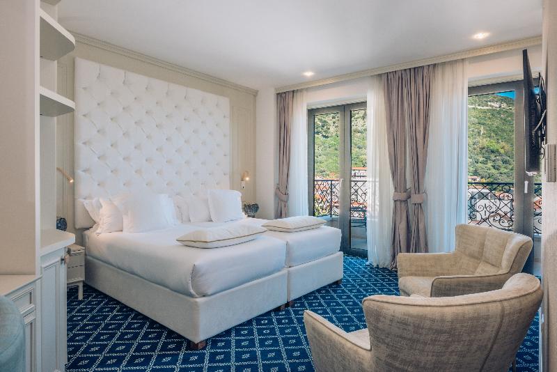 cheap resort hotels in Turkey to Spend holiday with family