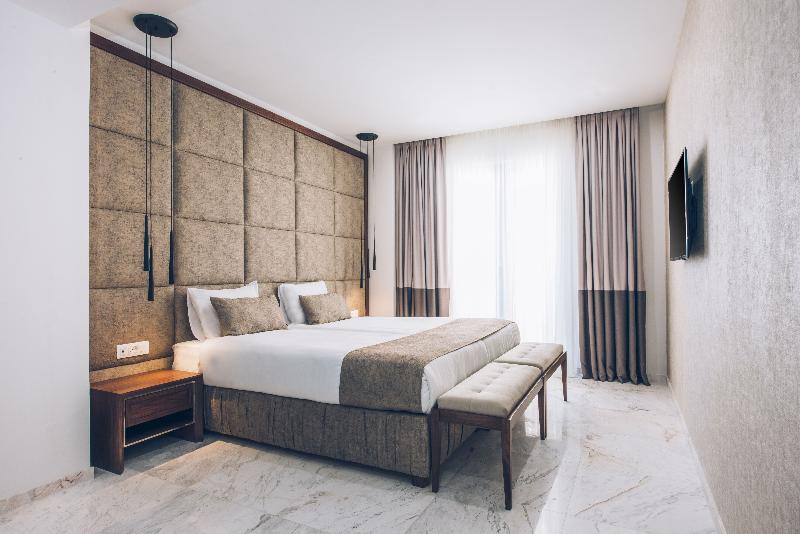 cheap resort hotels in Turkey to Spend holiday with family