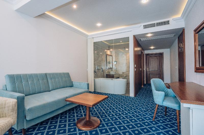 cheap resort hotels in Turkey to Spend holiday with family