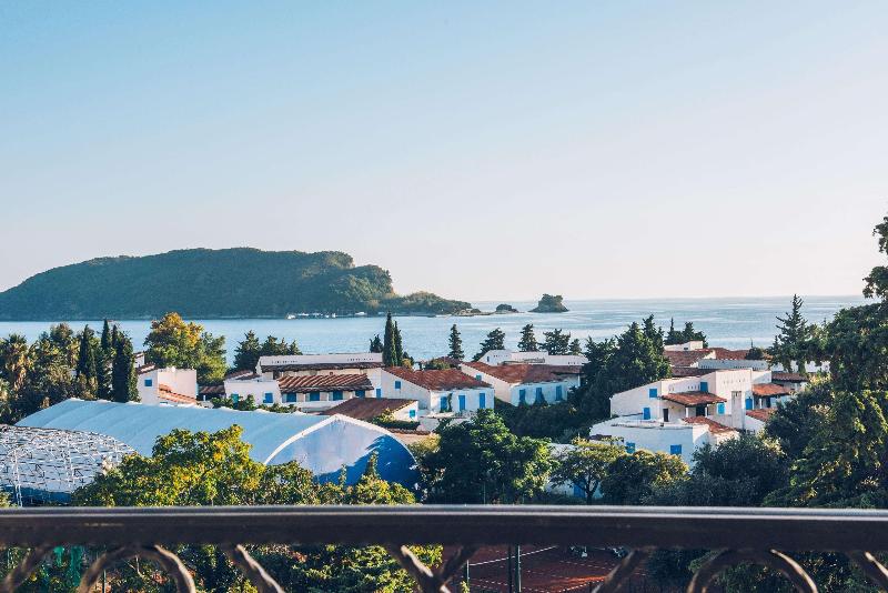 cheap resort hotels in Turkey to Spend holiday with family