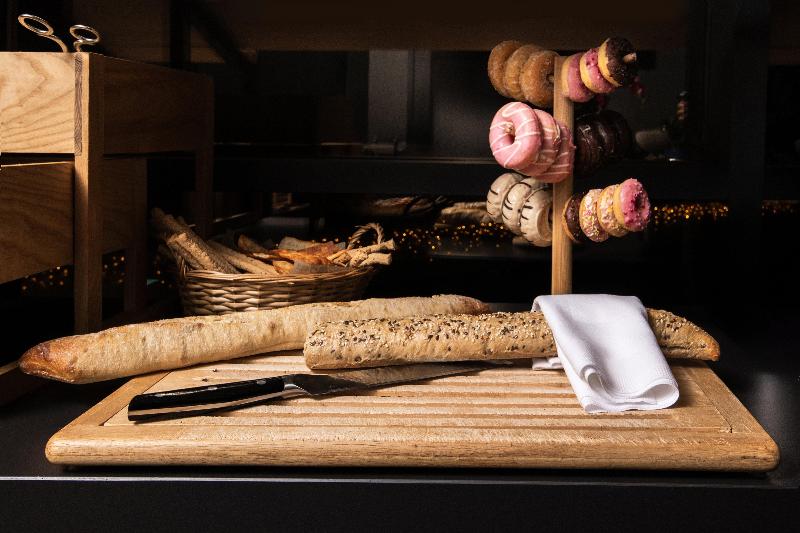 cheap resort hotels  to Spend holiday with family