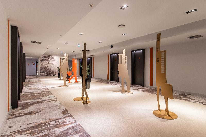 cheap resort hotels  to Spend holiday with family