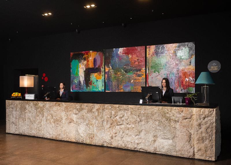 cheap resort hotels  to Spend holiday with family