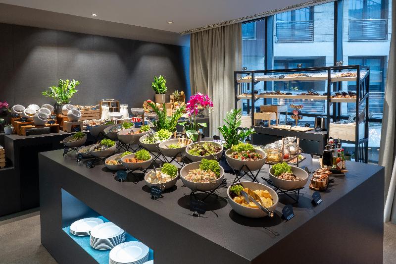 cheap resort hotels  to Spend holiday with family