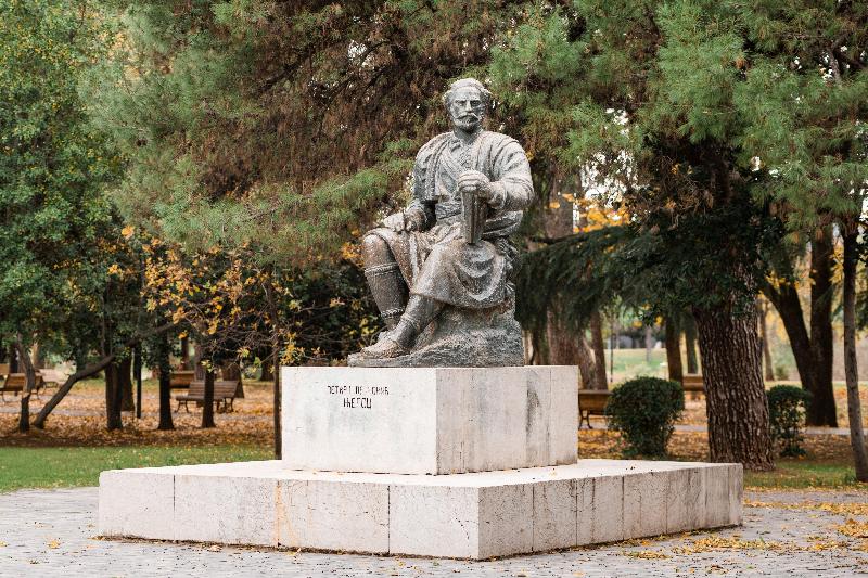 cheap resort hotels  to Spend holiday with family