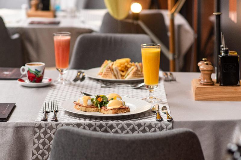 cheap resort hotels  to Spend holiday with family