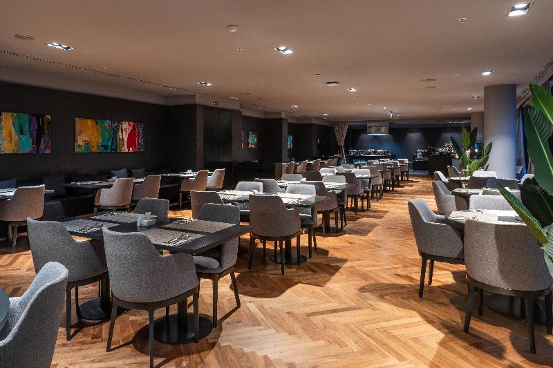 cheap resort hotels  to Spend holiday with family