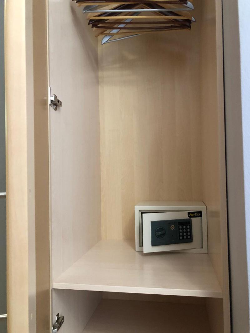 cheap resort hotels  to Spend holiday with family