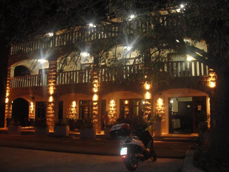 cheap resort hotels  to Spend holiday with family