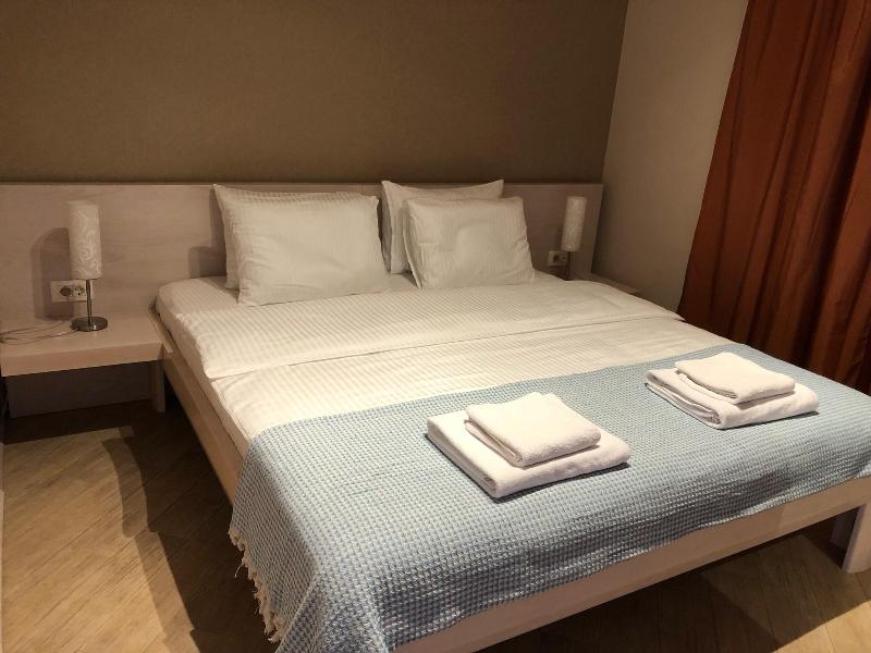 cheap resort hotels  to Spend holiday with family