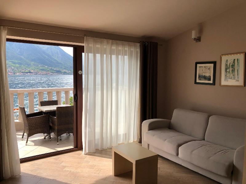 cheap resort hotels  to Spend holiday with family