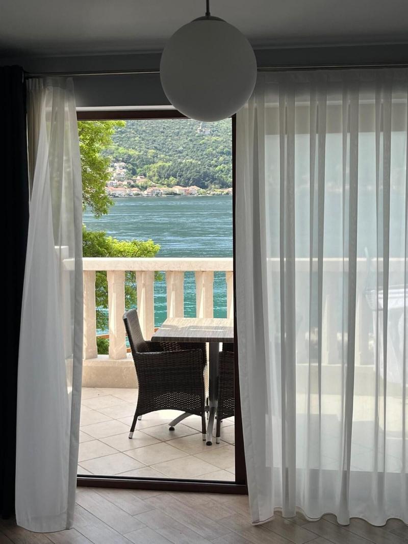 cheap resort hotels  to Spend holiday with family