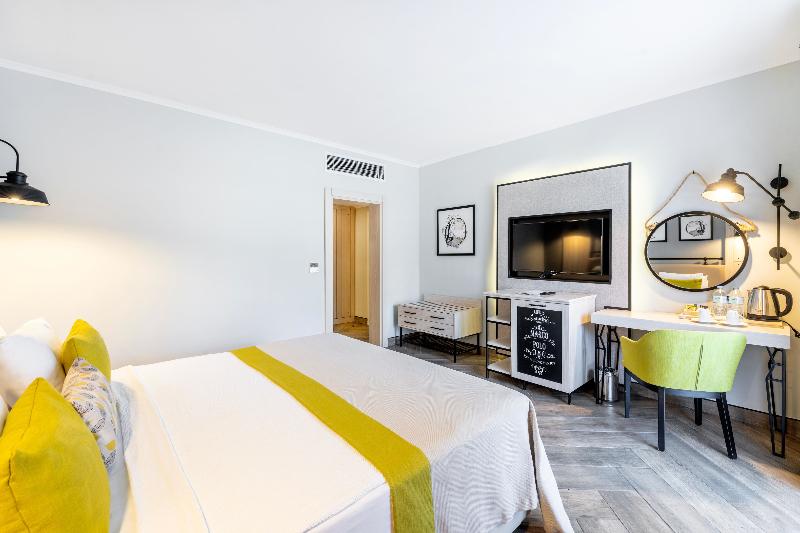 Room ROO.SU-NM