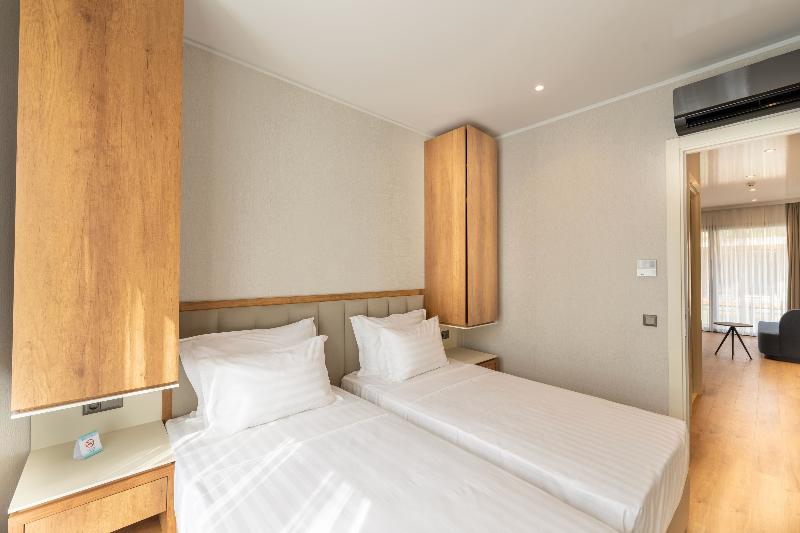 Room ROO.PP