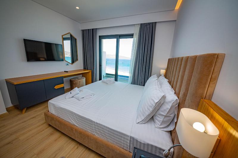 cheap resort hotels  to Spend holiday with family