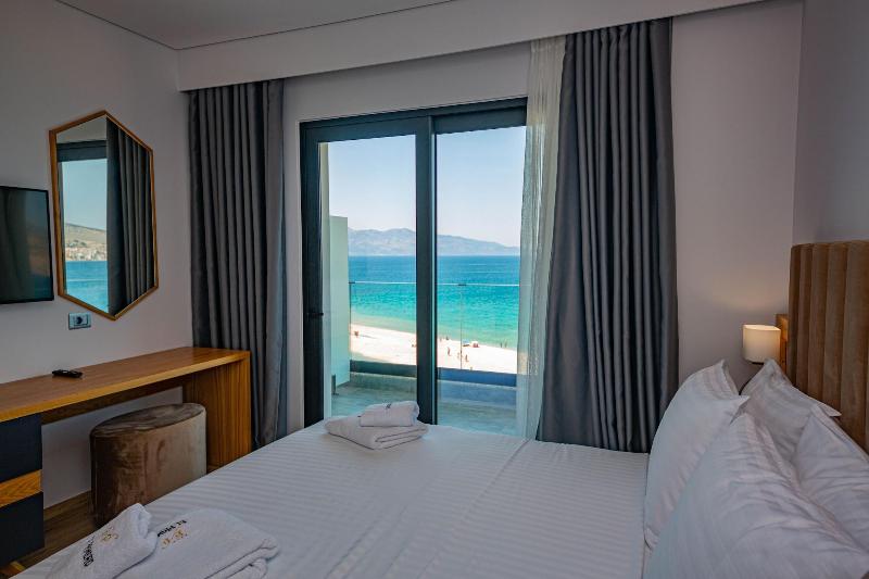 cheap resort hotels  to Spend holiday with family