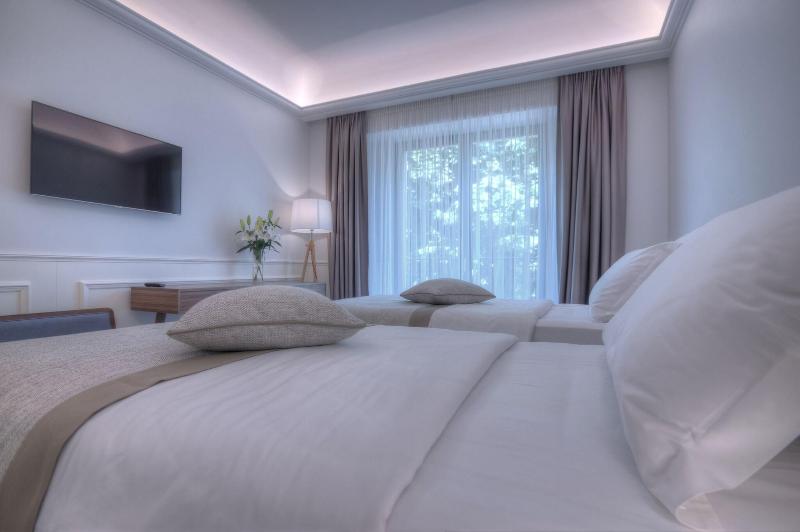 cheap resort hotels  to Spend holiday with family