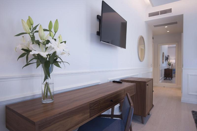 cheap resort hotels  to Spend holiday with family