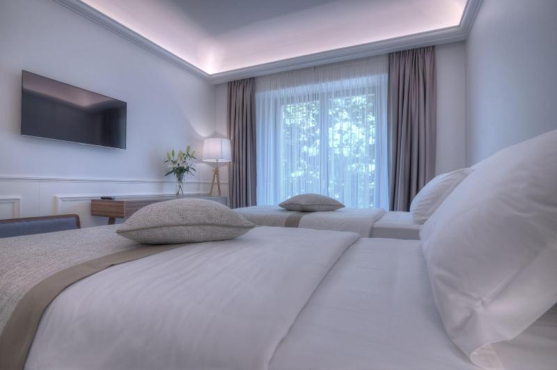 cheap resort hotels  to Spend holiday with family