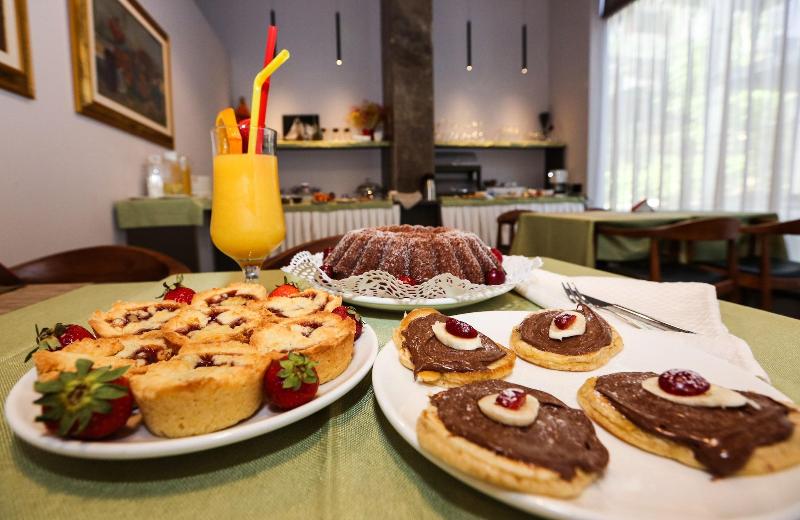 cheap resort hotels  to Spend holiday with family