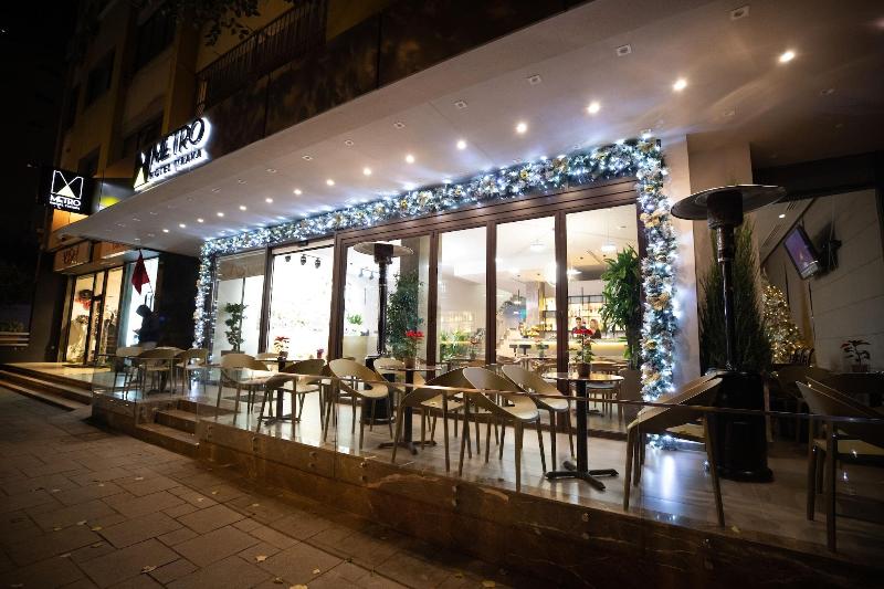 cheap resort hotels  to Spend holiday with family