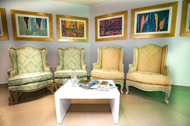 cheap resort hotels  to Spend holiday with family